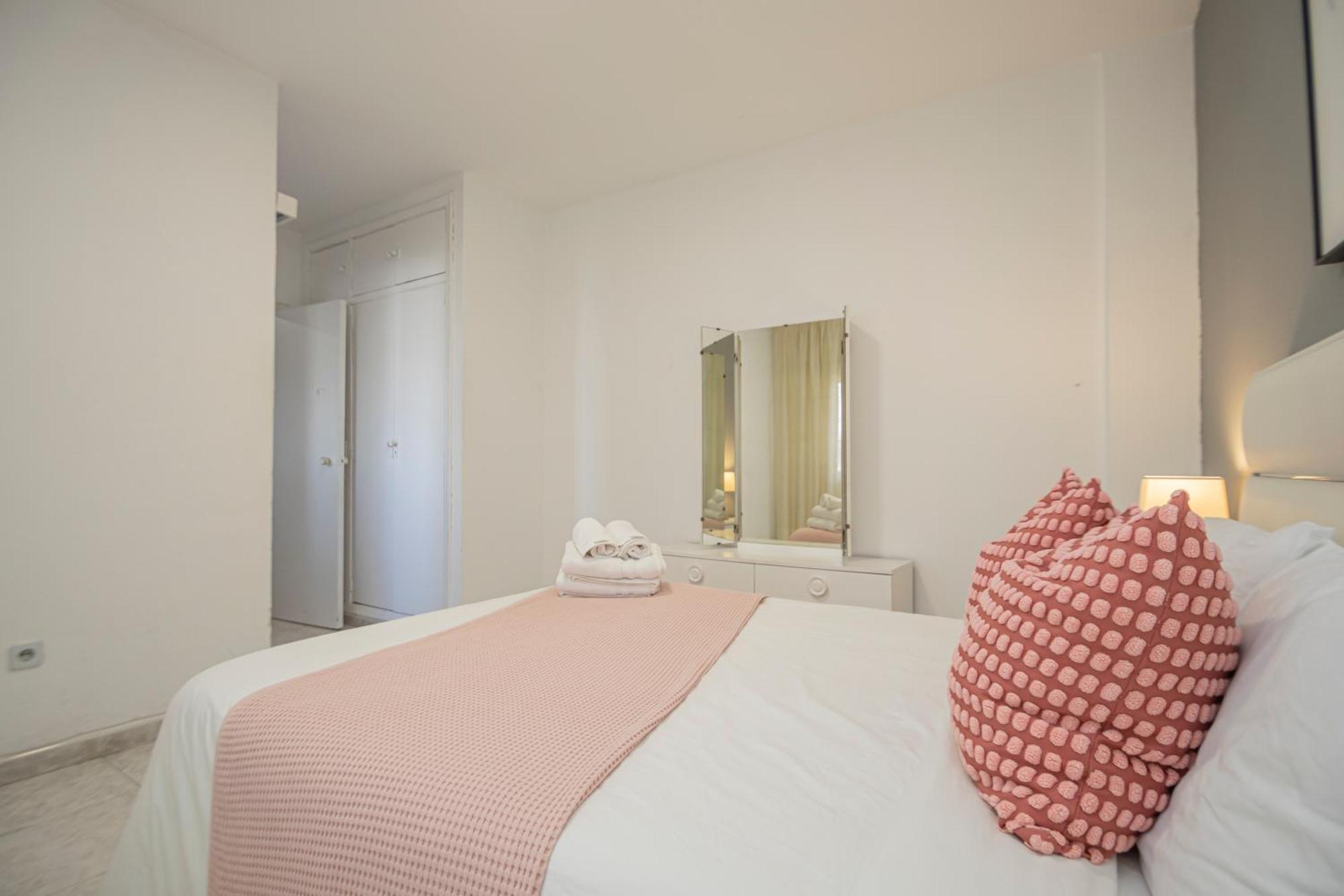Perfect Getaway In Triana - 15M Walk Giralda Apartment Sevilla Exterior foto